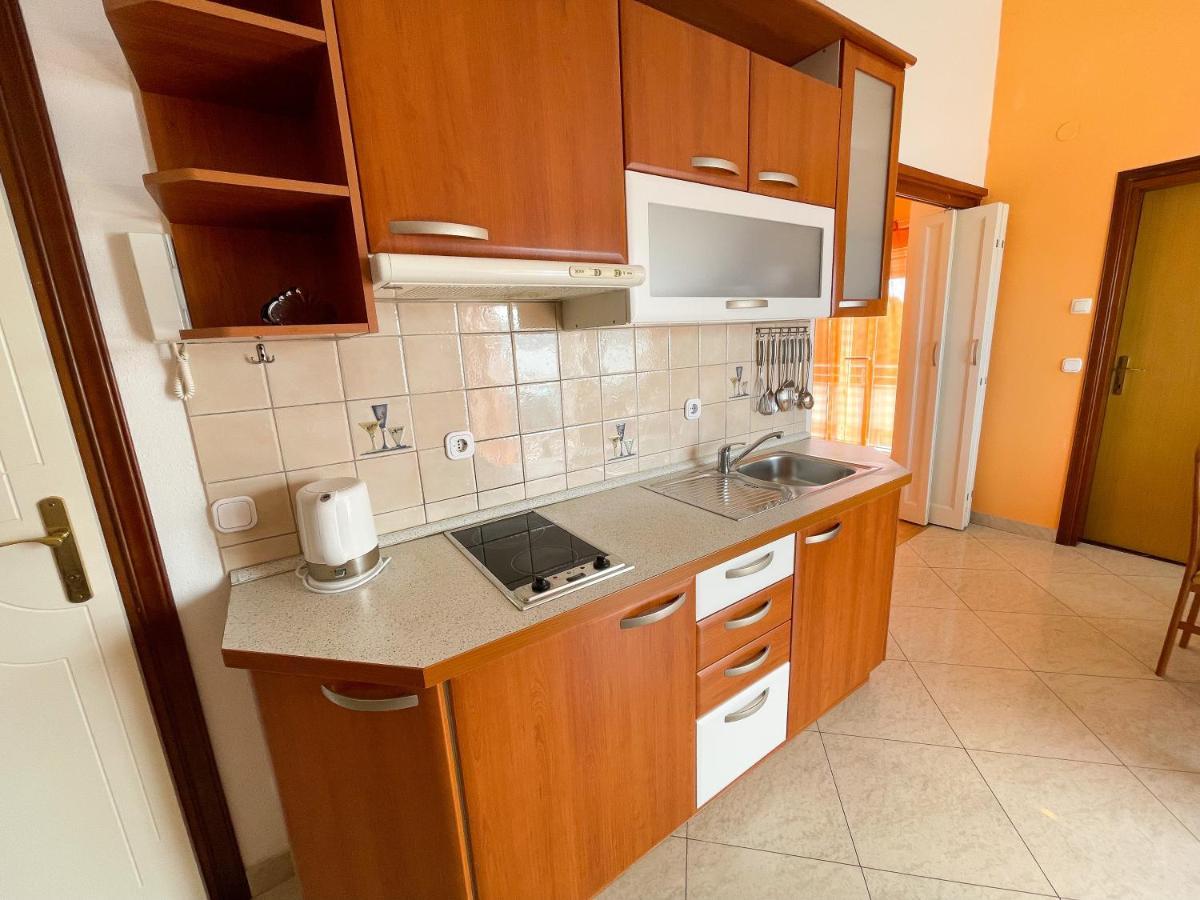 Apartmani Toni Драмаль Экстерьер фото